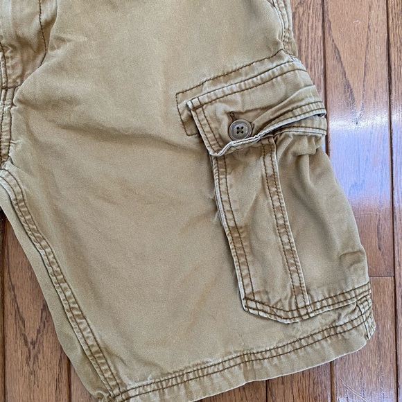 Tan Old Navy Men's Cargo Shorts - Picture 4 of 6